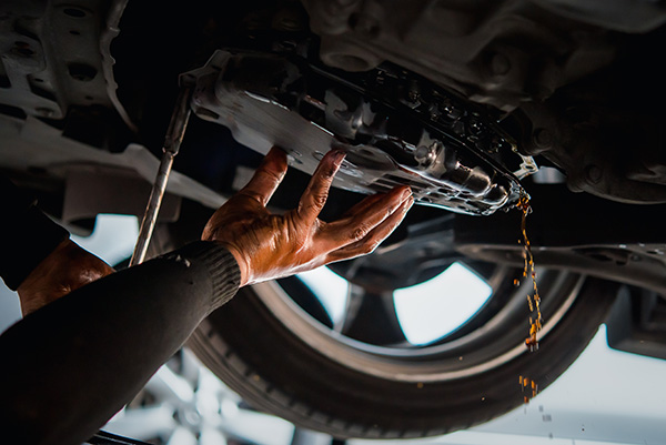 5 Myths About Transmission Fluid You Shouldn’t Believe